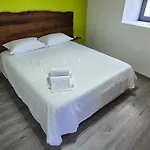 Casa Do Avo Jose Mota * سانتا كروز داس فلوريس