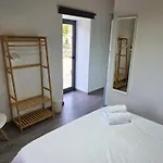 Casa Do Avô José Mota *