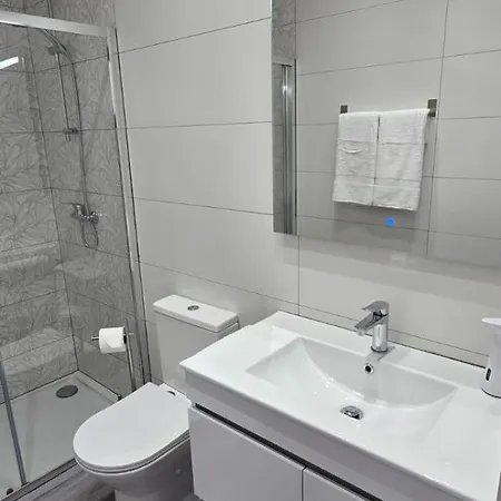 Casa Do Avo Jose Mota 圣克鲁什达什弗洛里什