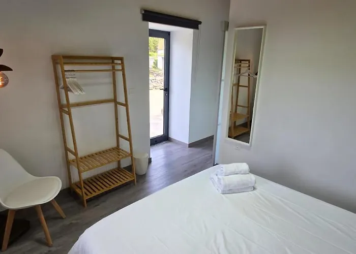 Casa Do Avô José Mota *