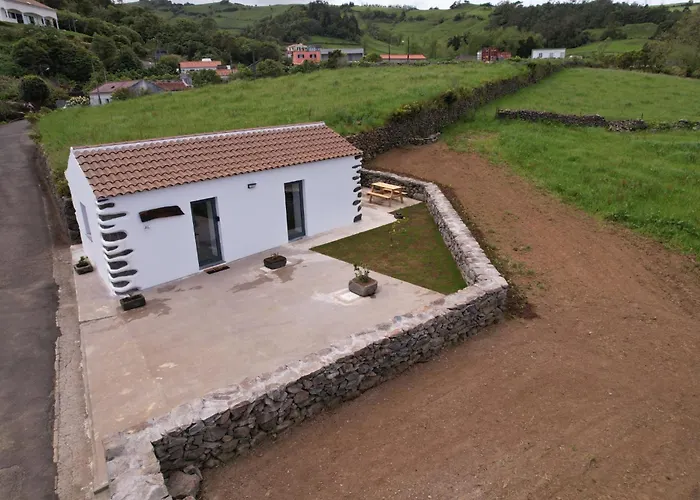 Casa Do Avô José Mota *